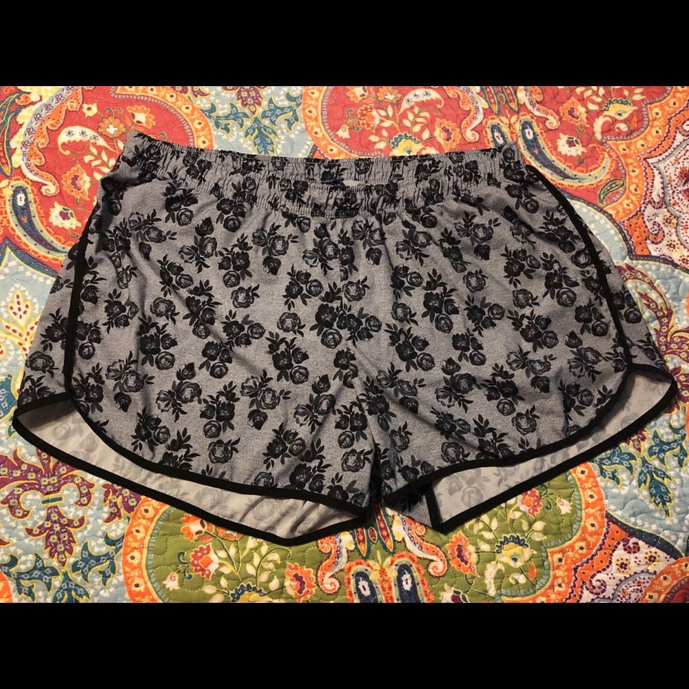 [Old Navy] Workout Running Active Shorts